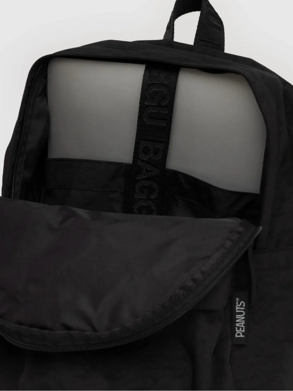 BAGGU x Peanuts Snoopy Medium Nylon Backpack Black